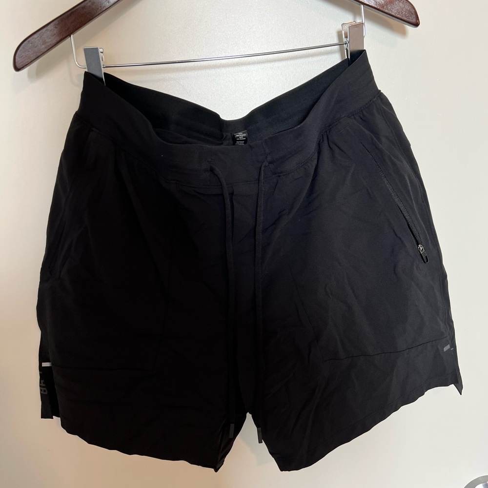 Lululemon License To Train Short - L
